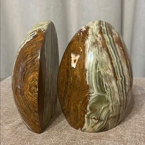 Vintage Brown, Tan , White and Green Onyx Orb Bookends, circa 1950s. Beautiful